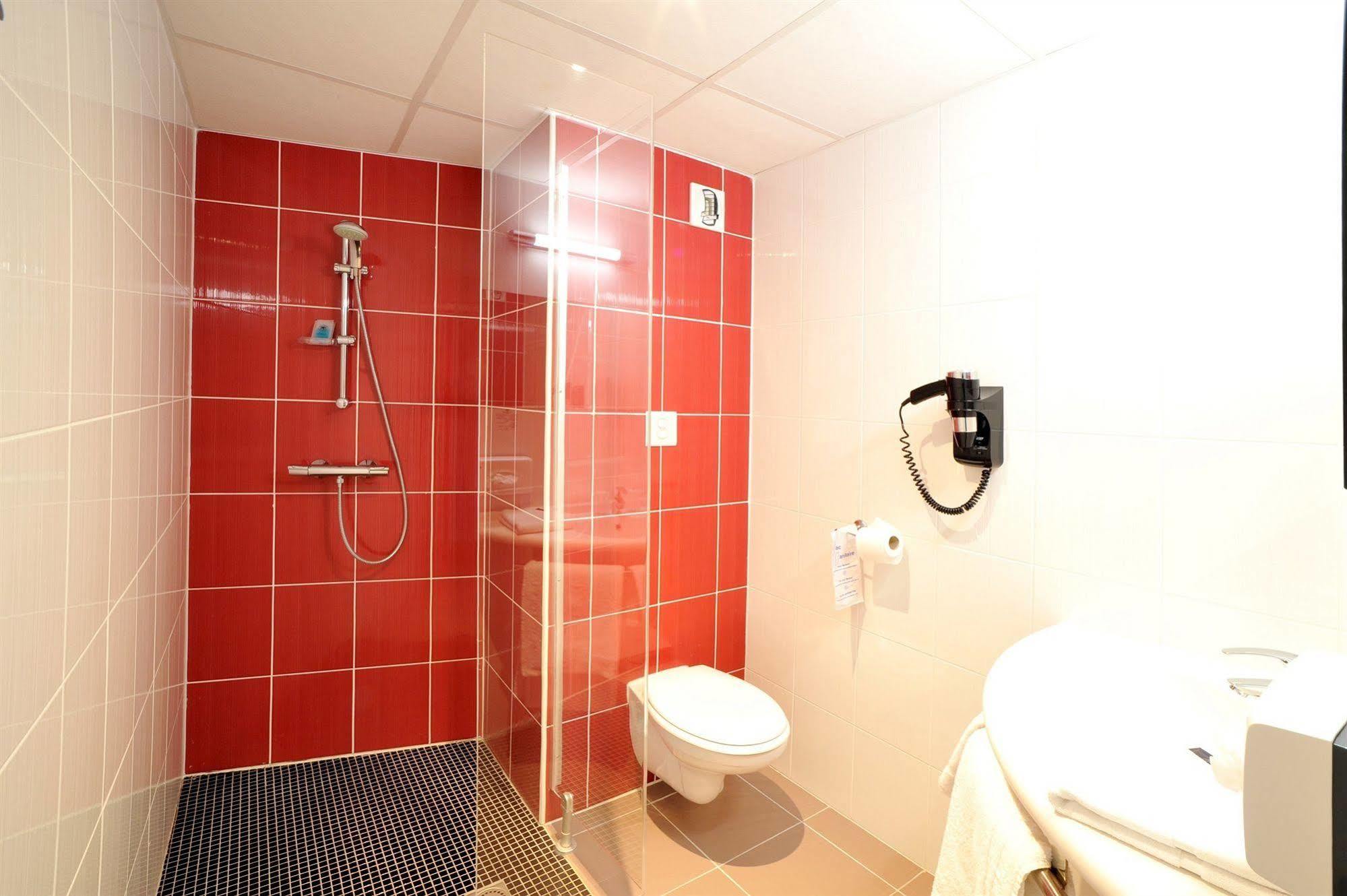 The Originals City, Hotel Novella Premium, Nantes Est Carquefou Exterior photo